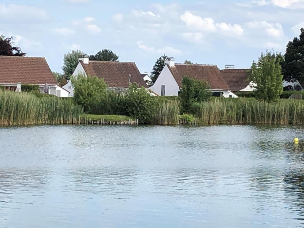 Vakantiehuis 6 Pers, Oostduinkerke Aan Zee Koksijde Exteriör bild